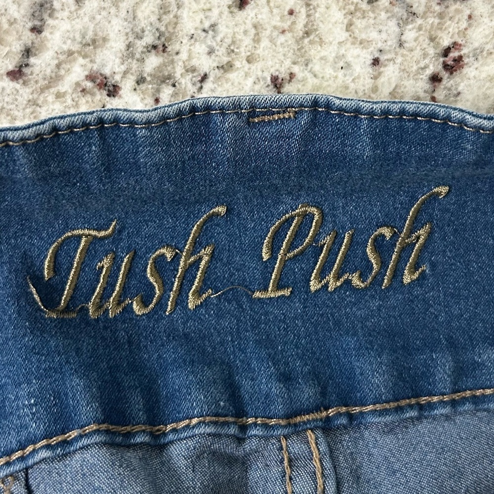 Tush Push Cute Jeans - Picture 12 of 13